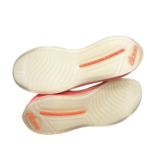 Clove Limited Edition Peach Quartz Clinical Sneakers Women's Size 8 NWOB - Picture 10 of 13